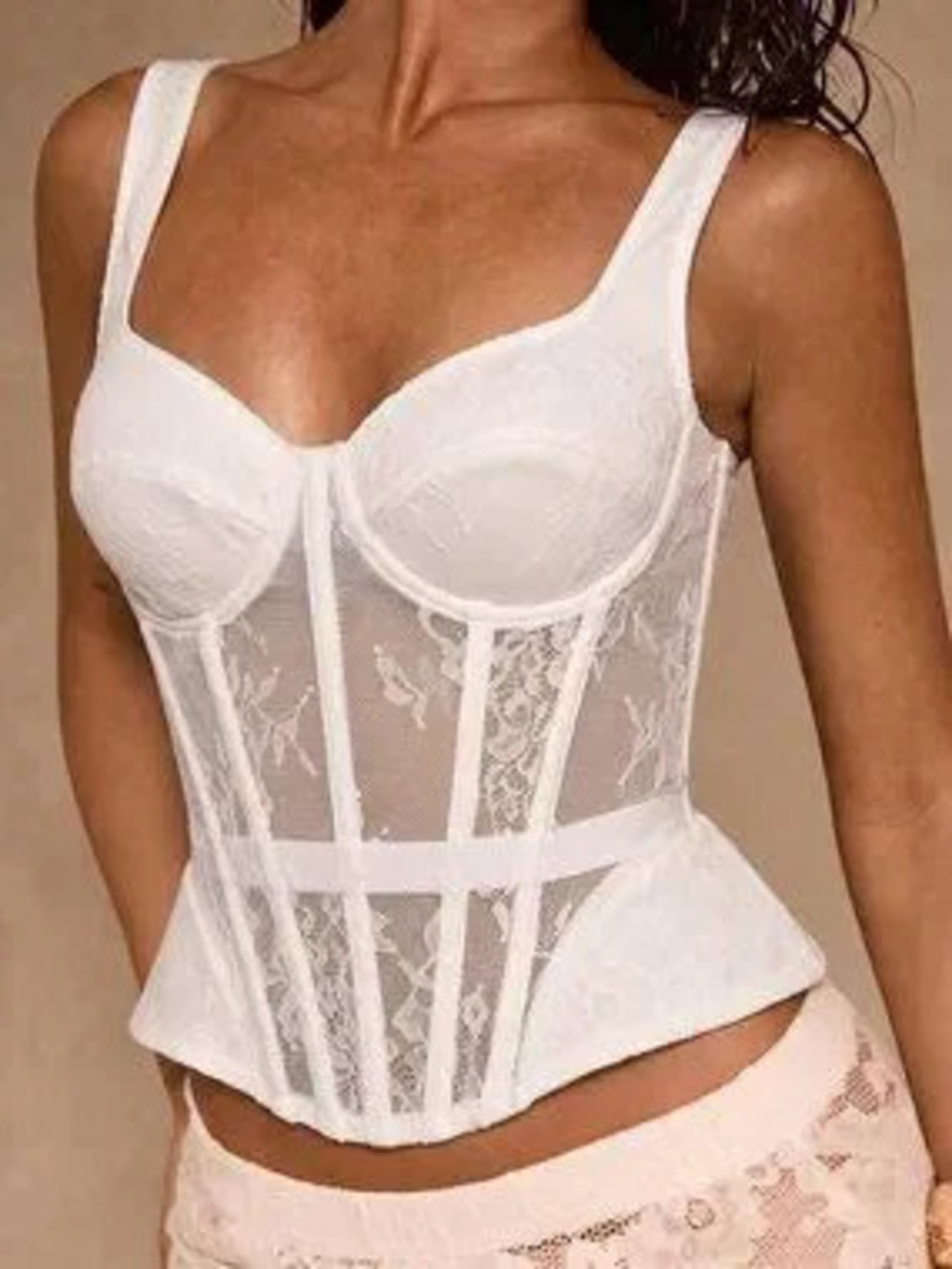 White Elegant Women's Embroidered Hollow Fishbone Vest